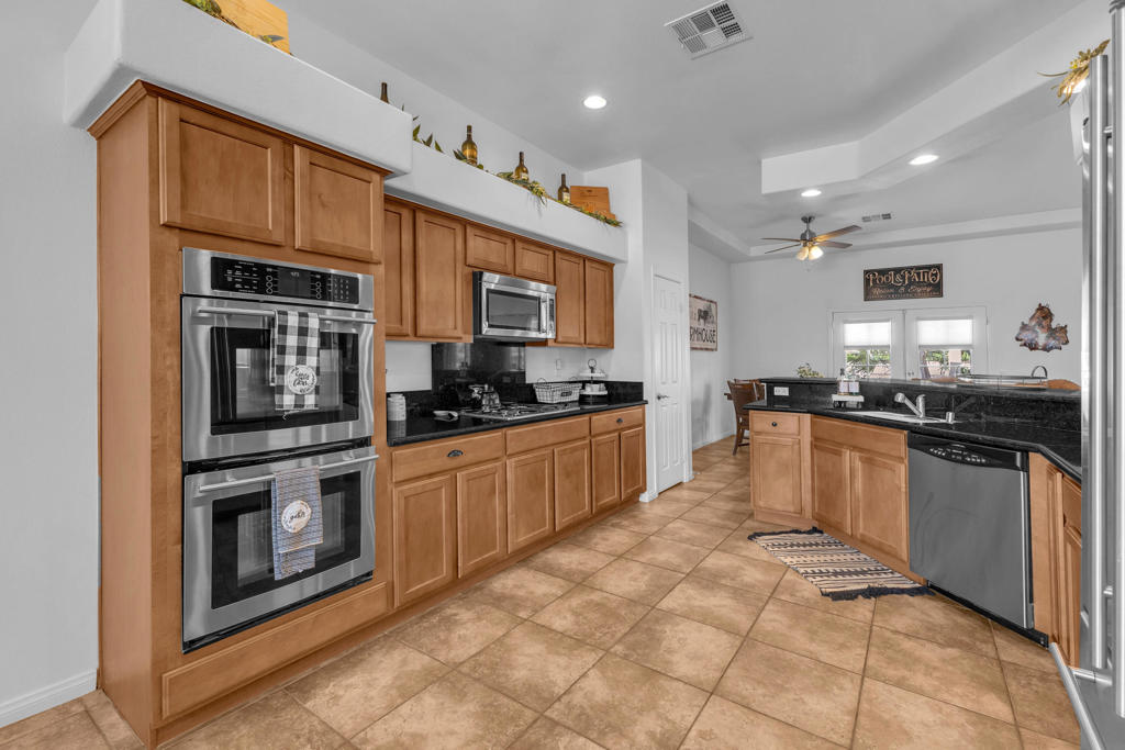 48305 Pic Way Property Photo 10