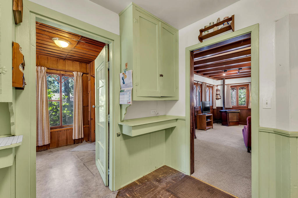 54685 Marian View Drive Property Photo 12