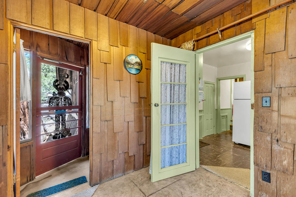 54685 Marian View Drive Property Photo 14