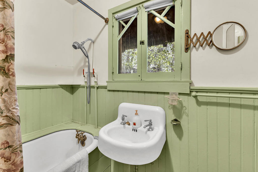 54685 Marian View Drive Property Photo 17
