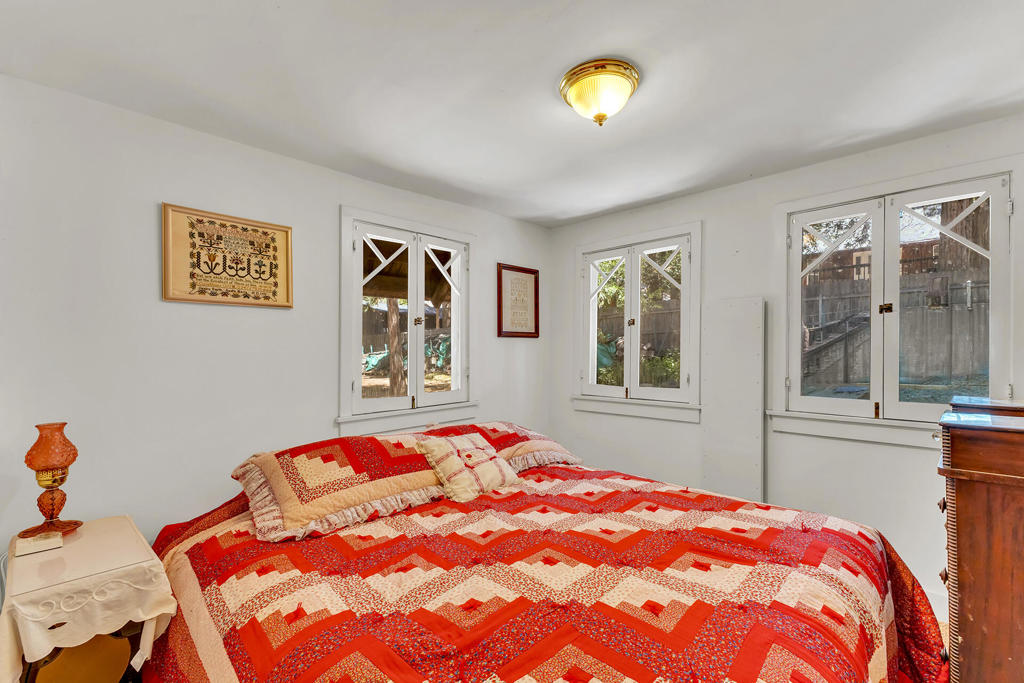 54685 Marian View Drive Property Photo 18