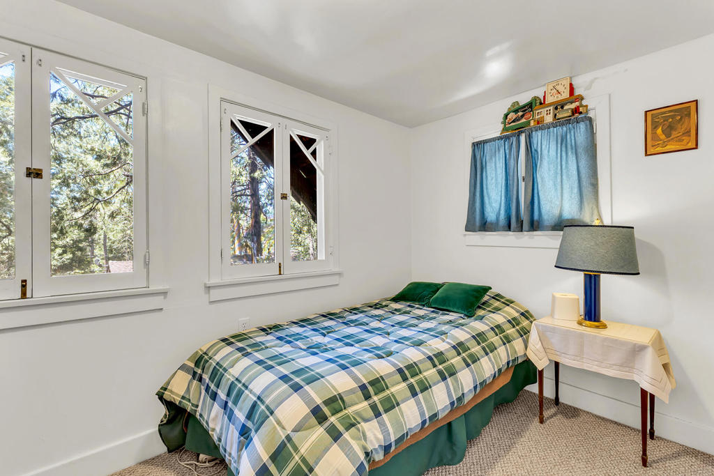 54685 Marian View Drive Property Photo 23