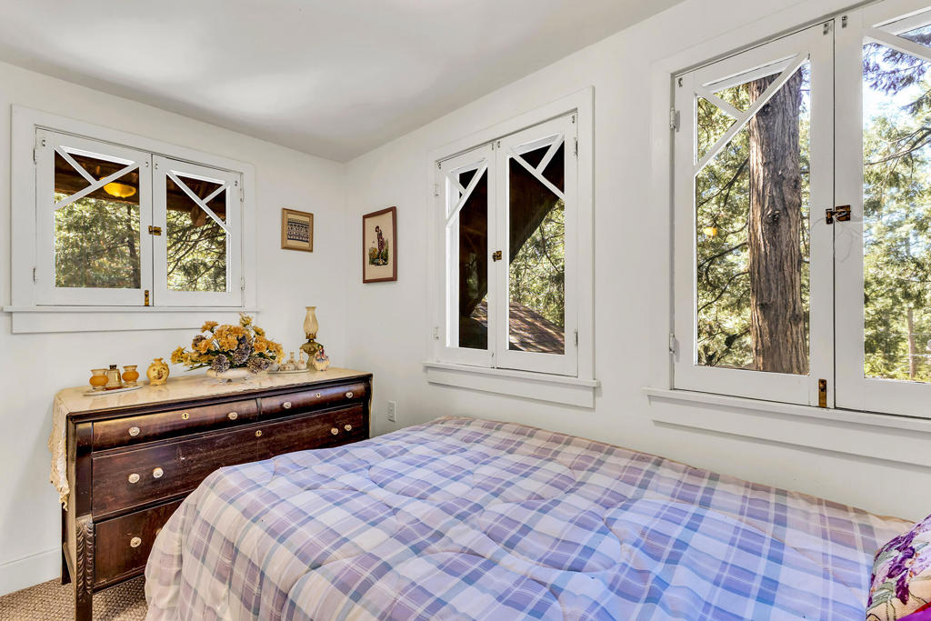 54685 Marian View Drive Property Photo 26