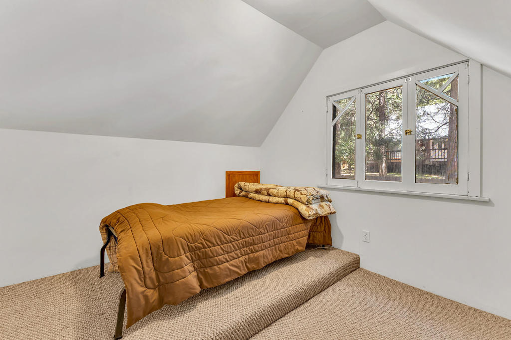 54685 Marian View Drive Property Photo 28