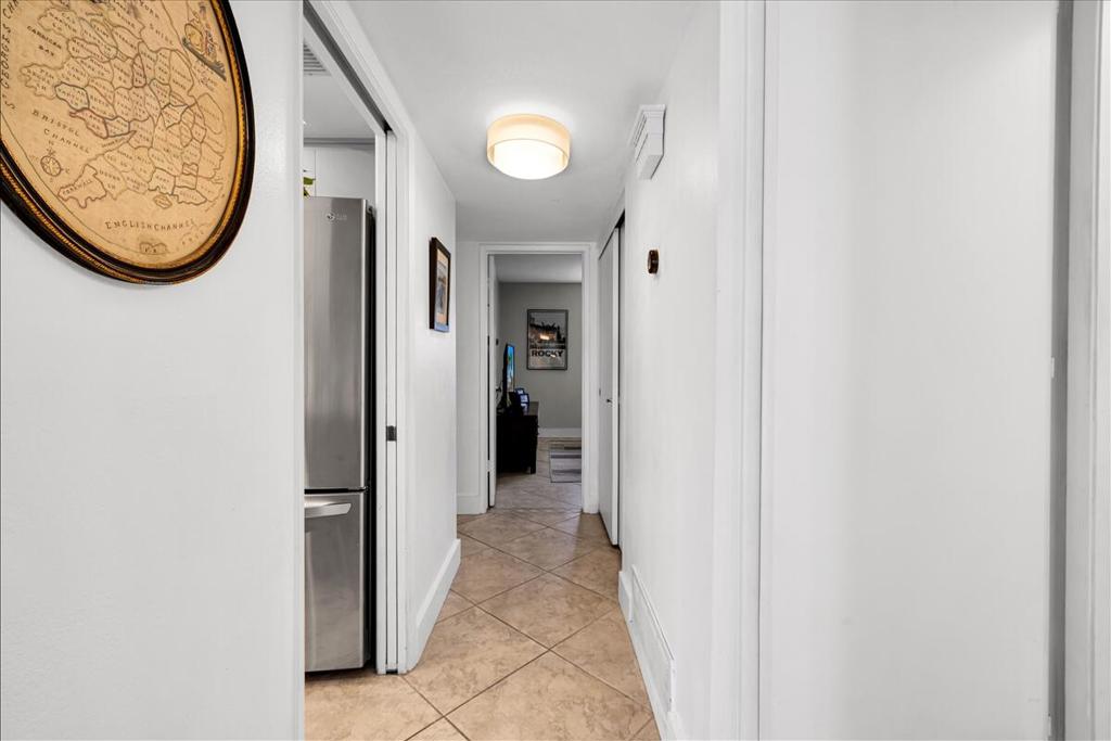 2389 E Miramonte Circle B Property Photo 24