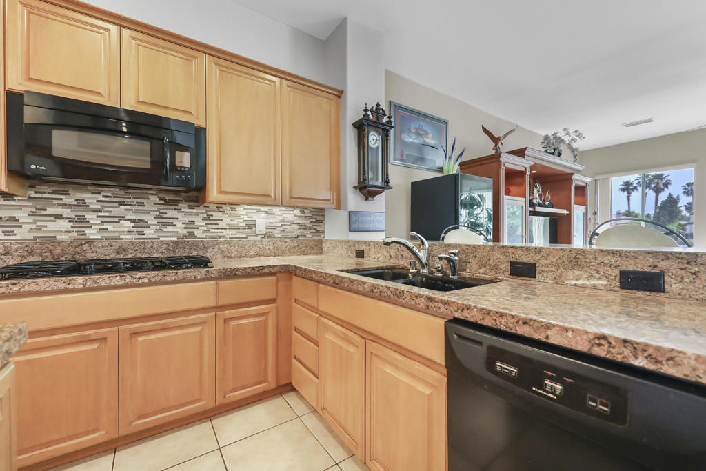 47760 Via Montana Property Photo 17
