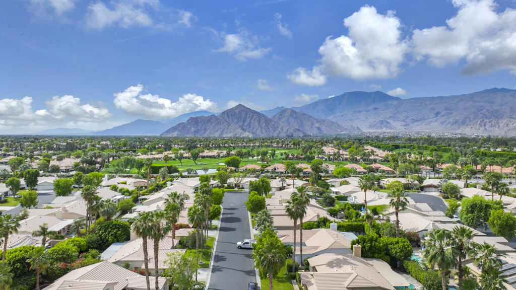47760 Via Montana Property Photo 47