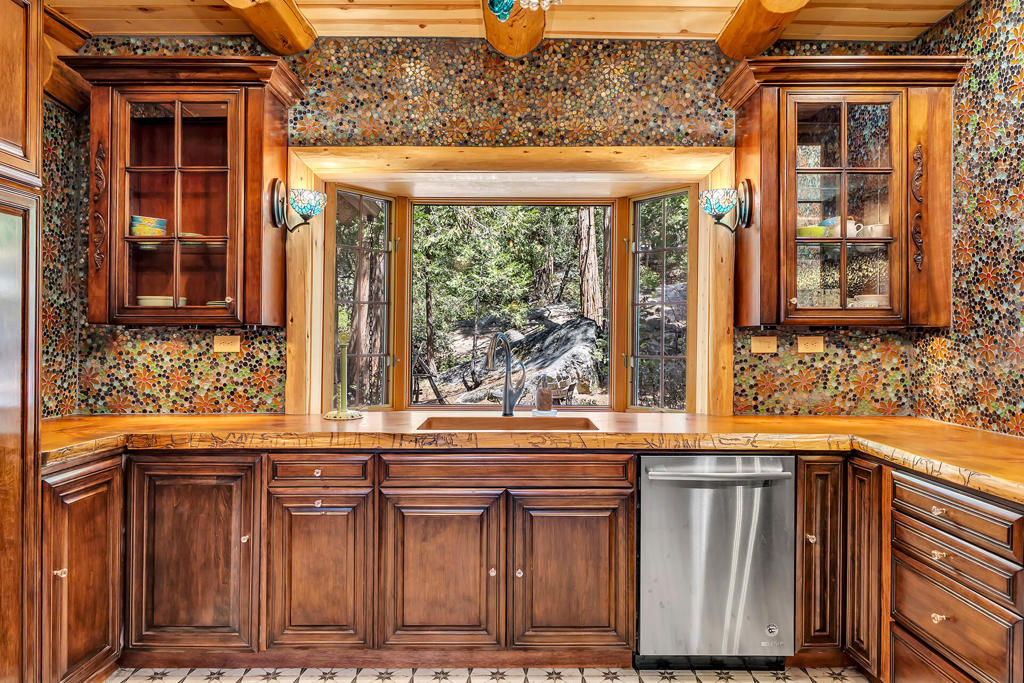52381 Laurel Trail Property Photo 8