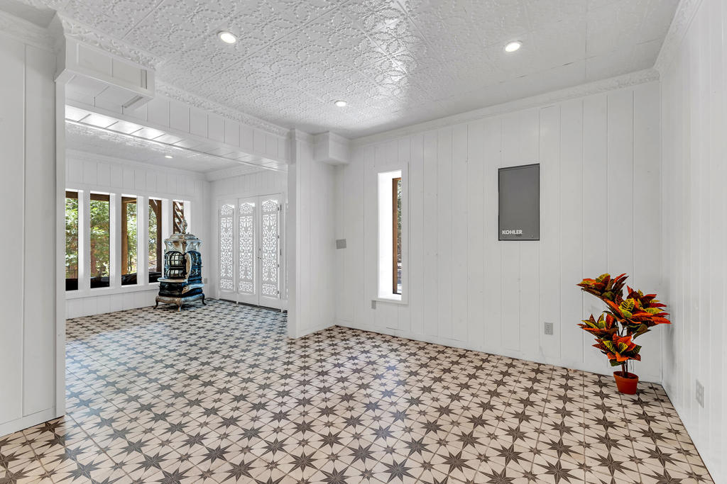 52381 Laurel Trail Property Photo 36