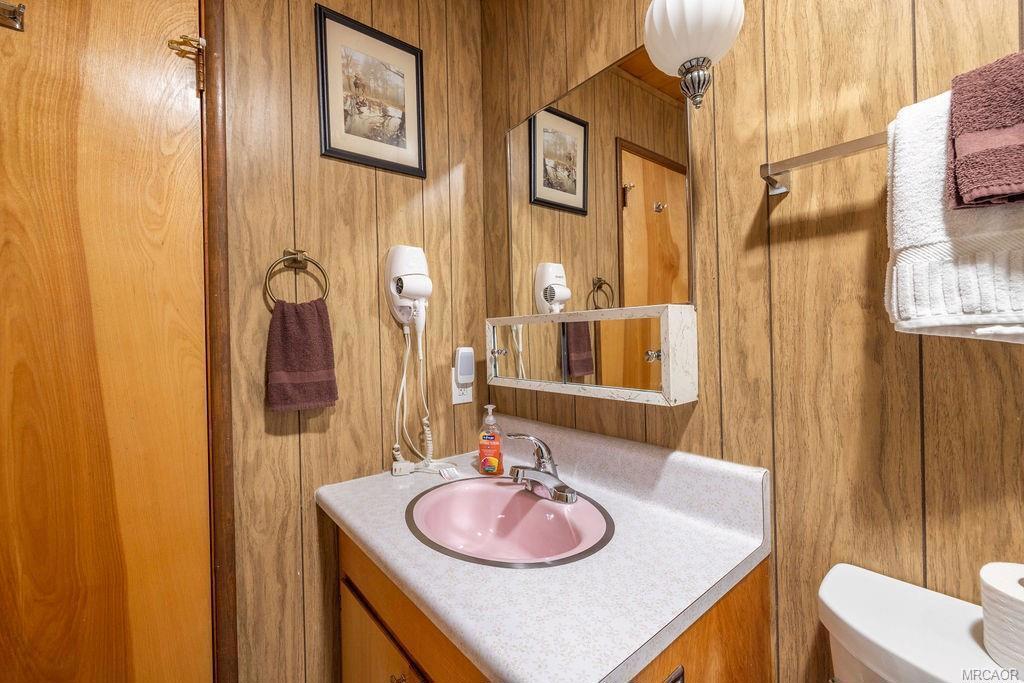 40348 Cliff Lane Property Photo 23
