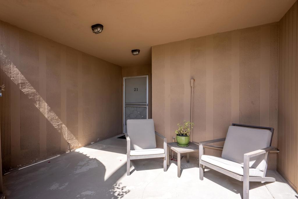 219146654DA Property Photo 2