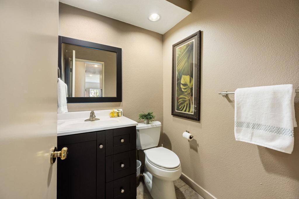 618 Vista Lago Circle N Property Photo 17