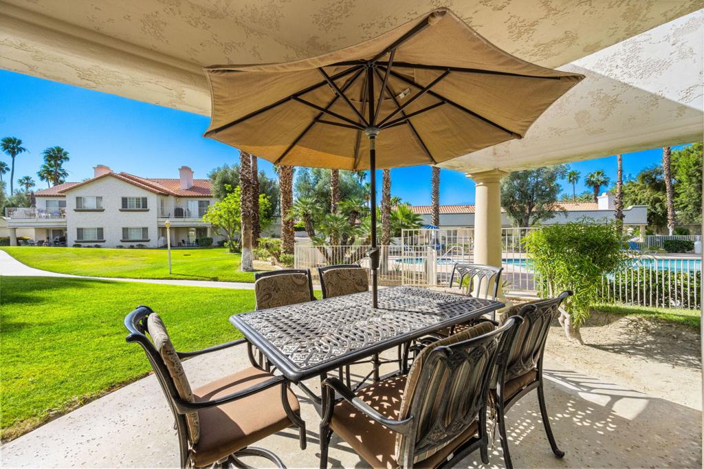 618 Vista Lago Circle N Property Photo 26