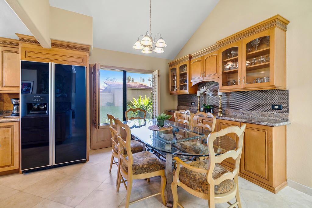 68882 Calle Mula Property Photo 6