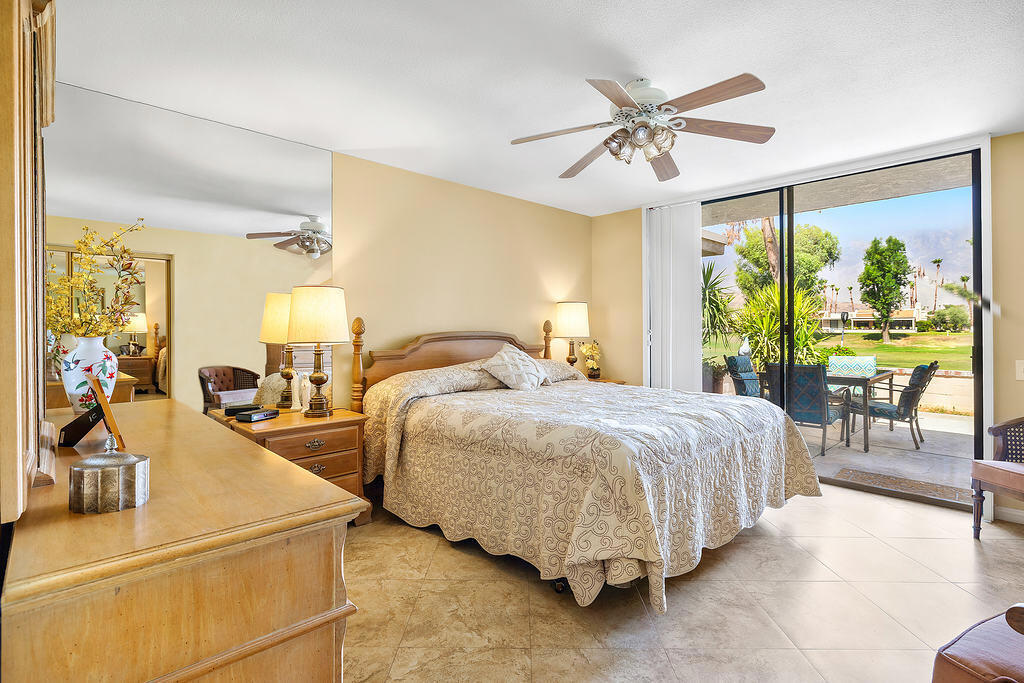 68882 Calle Mula Property Photo 10