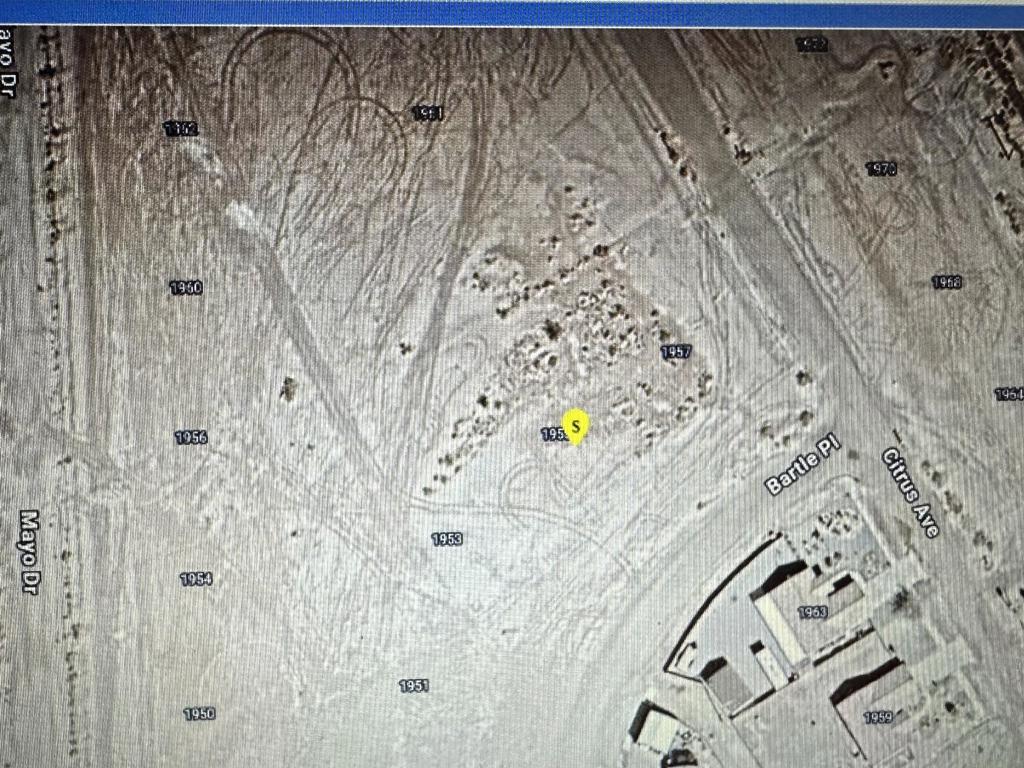 1955 Bartle Place Property Photo 2