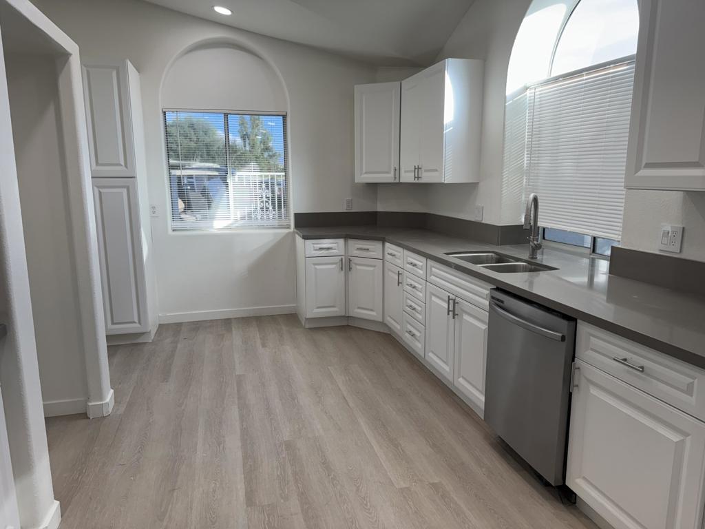 35453 Canteen Property Photo 15