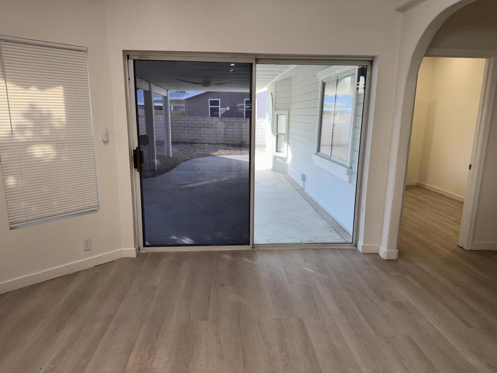 35453 Canteen Property Photo 18