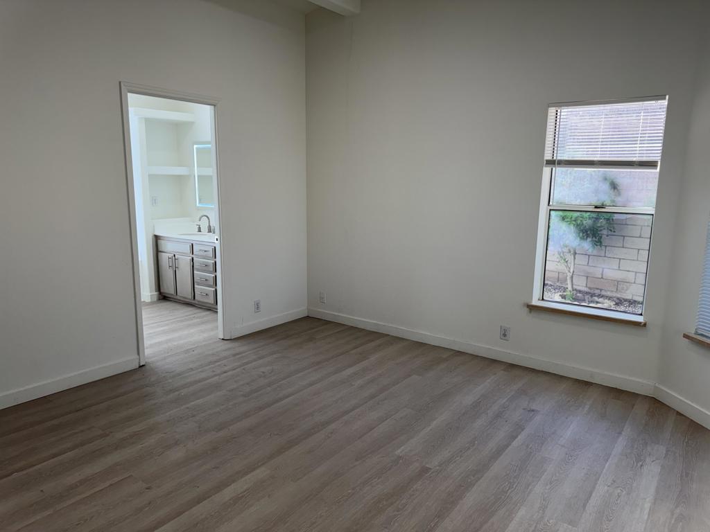 35453 Canteen Property Photo 27