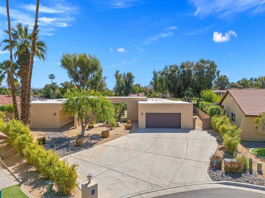 39080 Kilimanjaro Court Property Photo 2