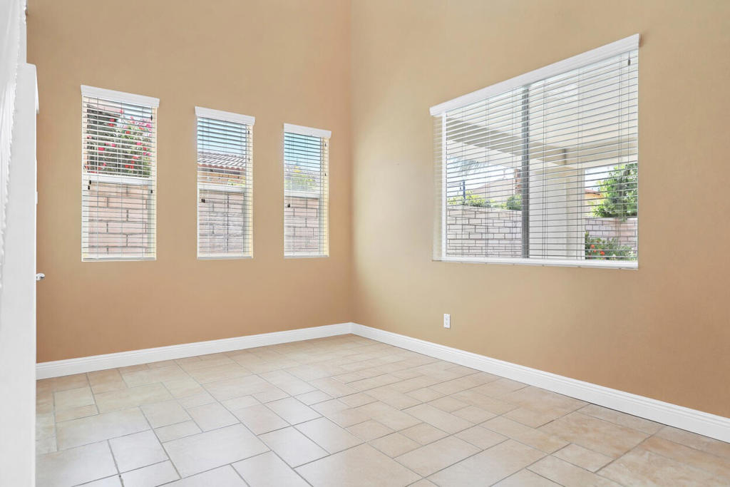 82639 Castleton Drive Property Photo 4