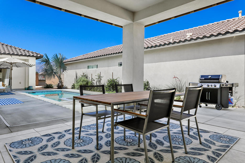 80325 Champions Way Property Photo 18