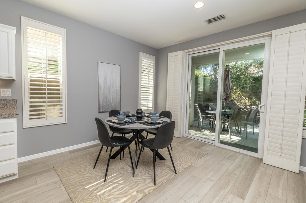 60477 Desert Shadows Drive Property Photo 13