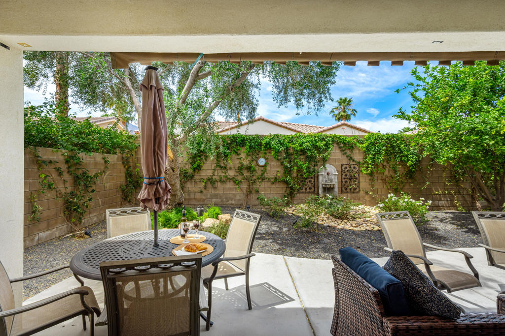 60477 Desert Shadows Drive Property Photo 25