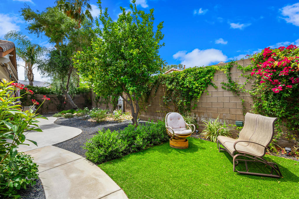 60477 Desert Shadows Drive Property Photo 31