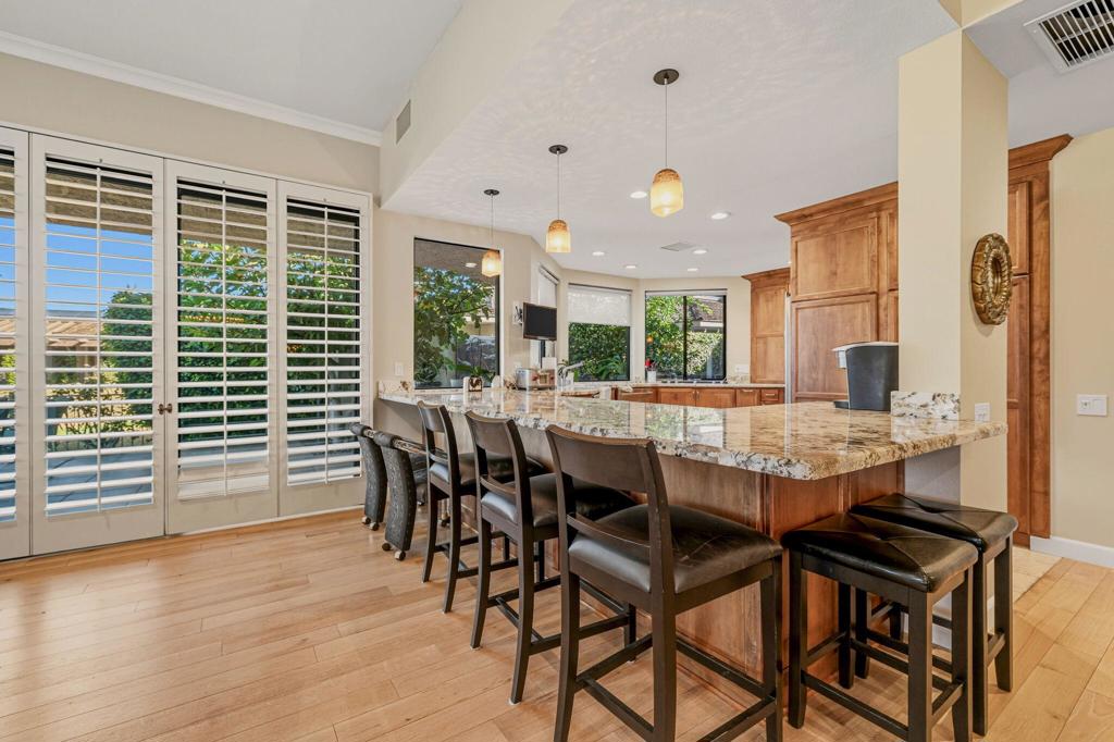 10 Whittier Court Property Photo 17