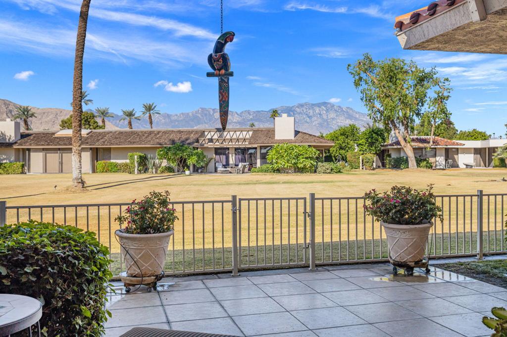 10 Whittier Court Property Photo 28