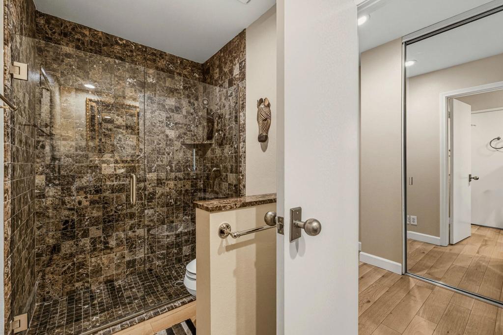 10 Whittier Court Property Photo 39