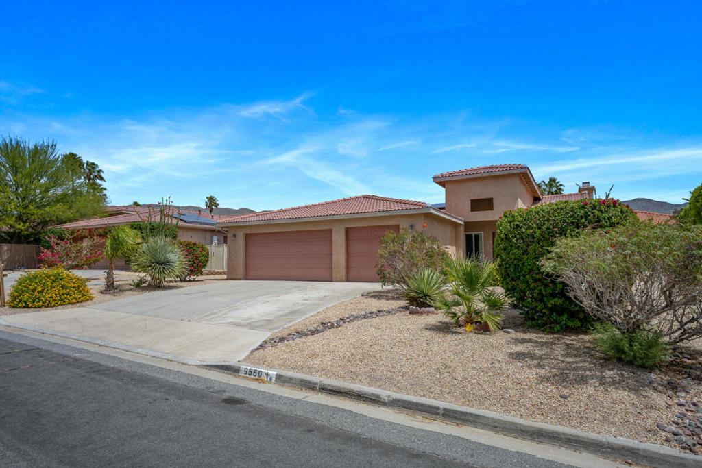 9560 Ekwanok Drive Property Photo 1