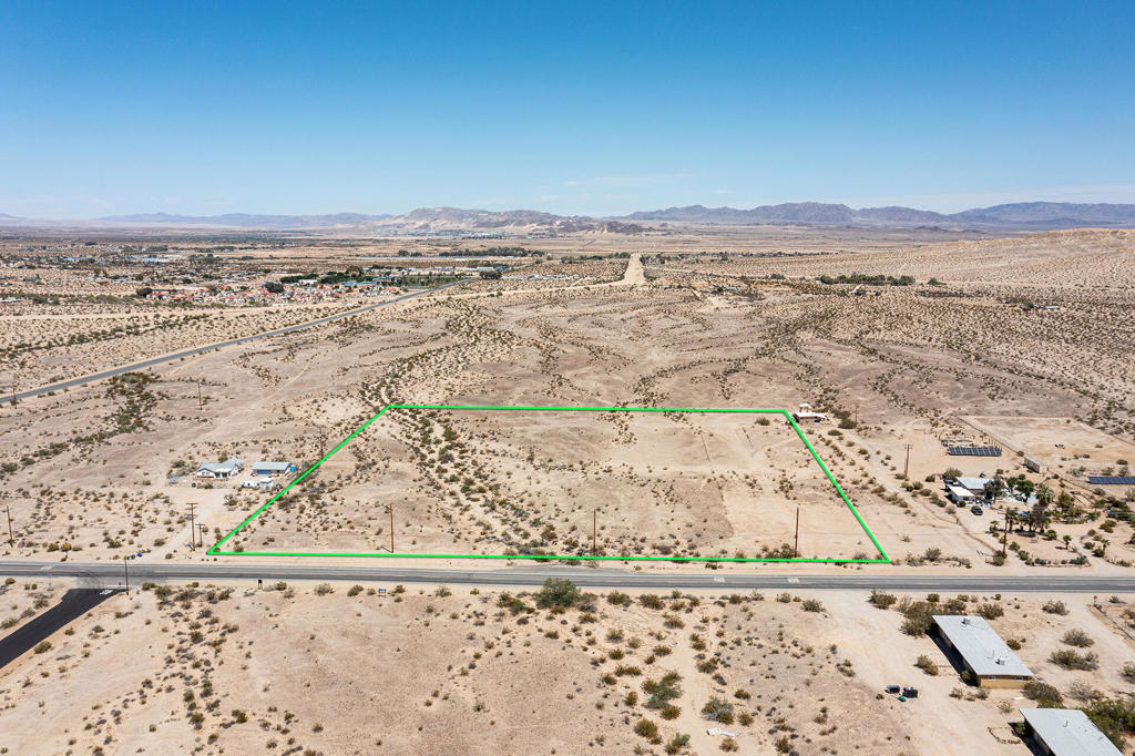117 29 Palms Highway Property Photo 2