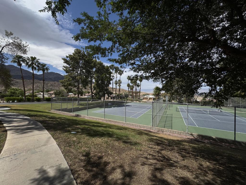 48728 Desert Flower Drive Property Photo 34