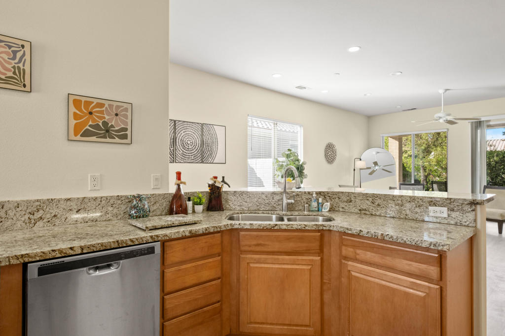 80528 Avenida San Fernando Property Photo 11