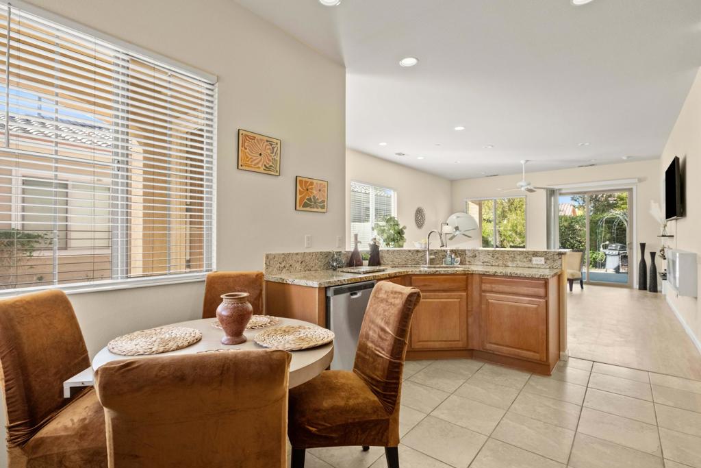 80528 Avenida San Fernando Property Photo 13