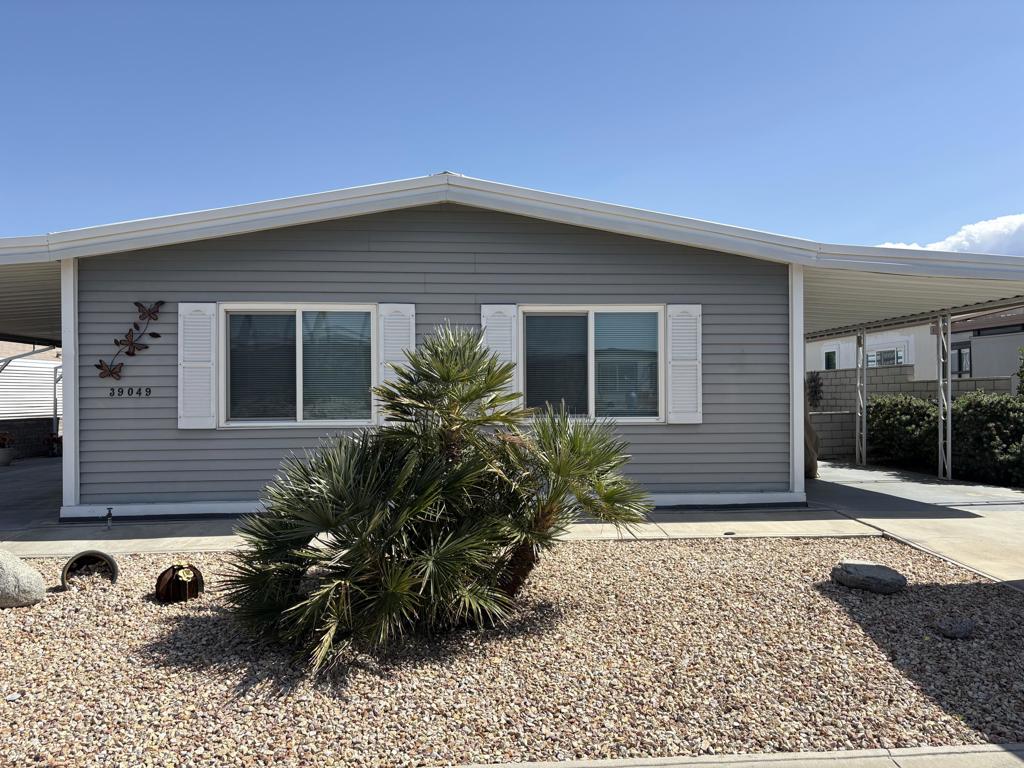 39049 Desert Greens Drive E Property Photo 1