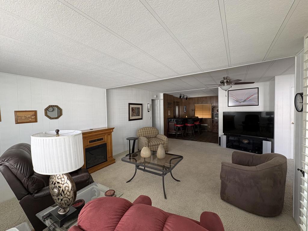 39049 Desert Greens Drive E Property Photo 4