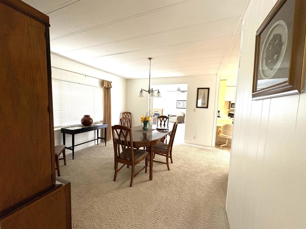 39049 Desert Greens Drive E Property Photo 9