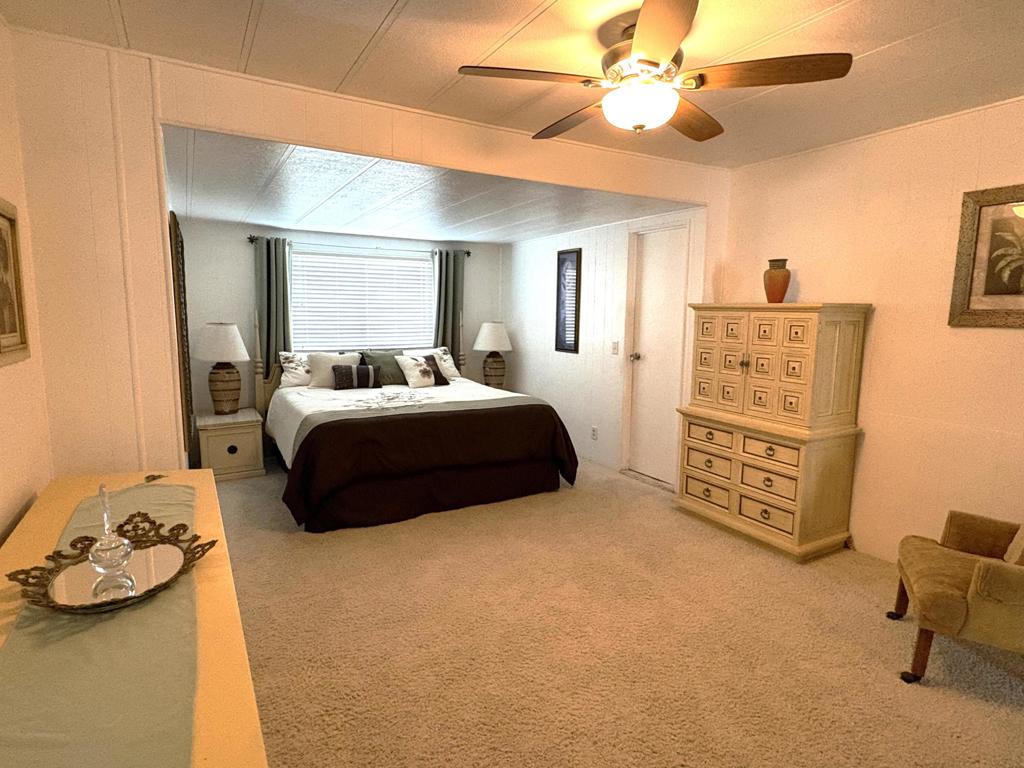 39049 Desert Greens Drive E Property Photo 14
