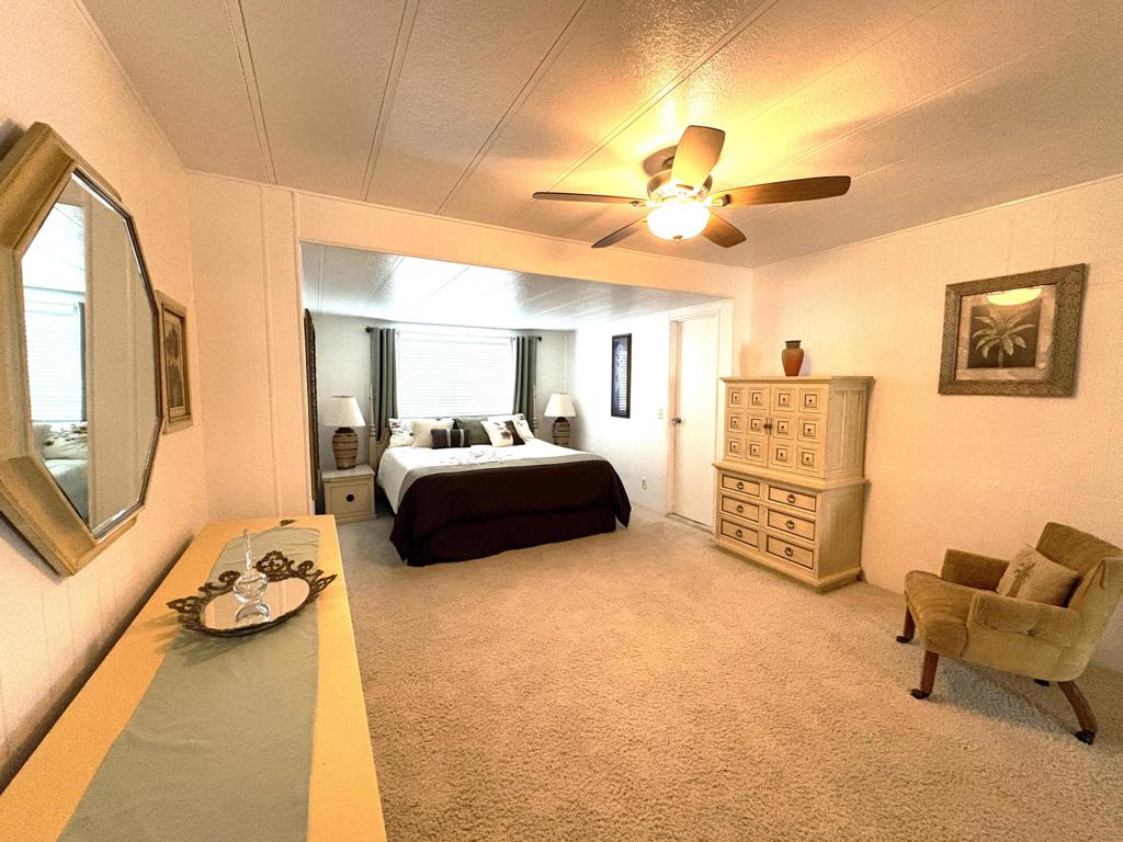 39049 Desert Greens Drive E Property Photo 15