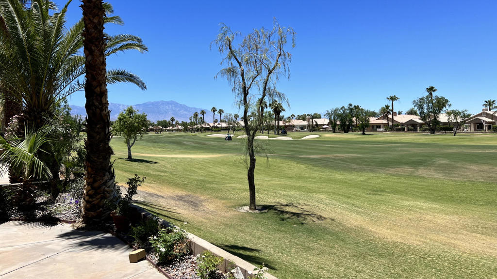 80372 Pebble Beach Drive Property Photo 11