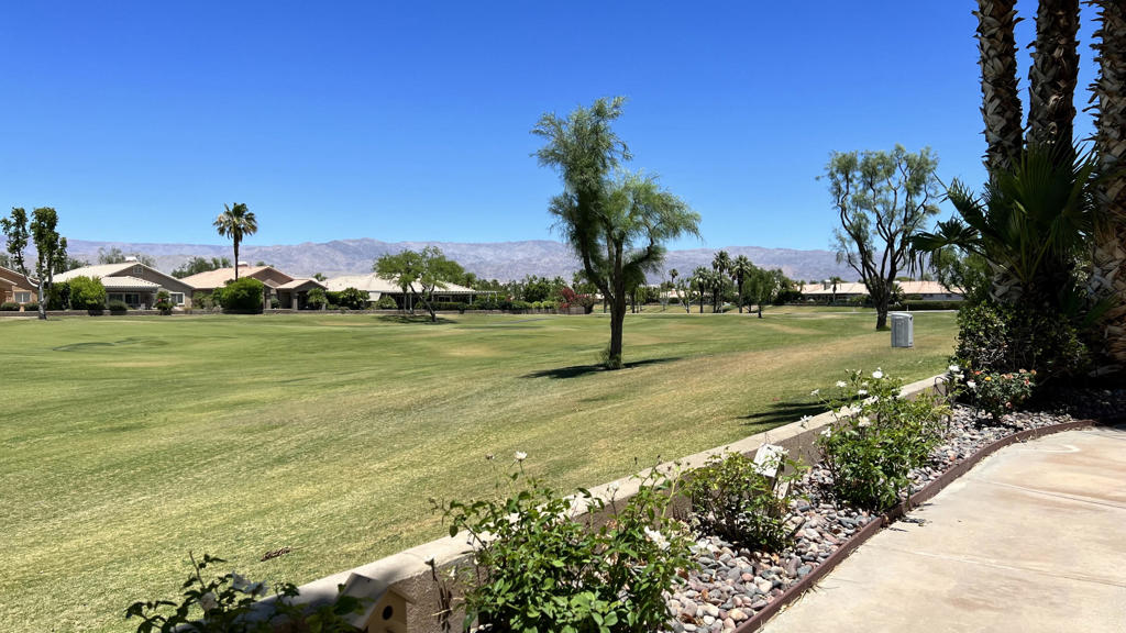 80372 Pebble Beach Drive Property Photo 12
