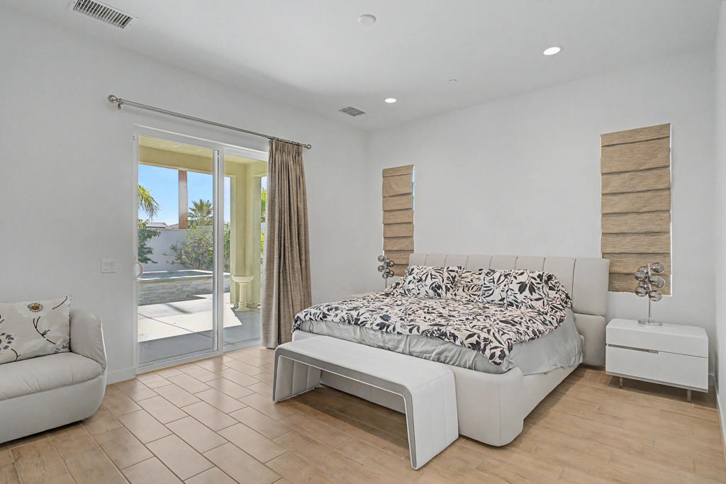 49794 Solstice Place Property Photo 11