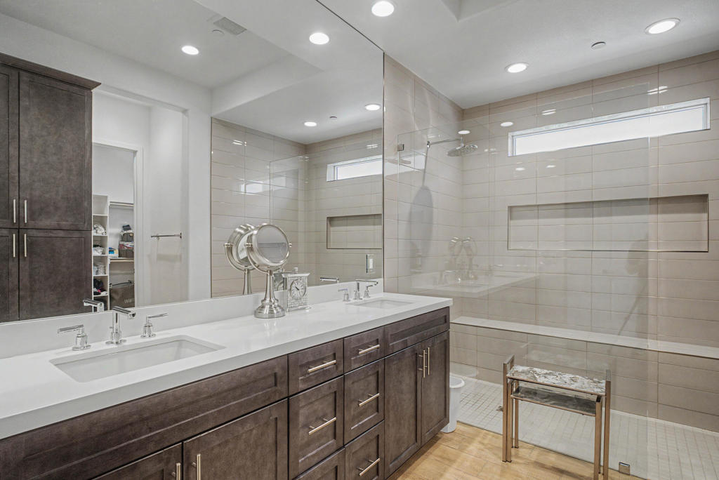49794 Solstice Place Property Photo 12