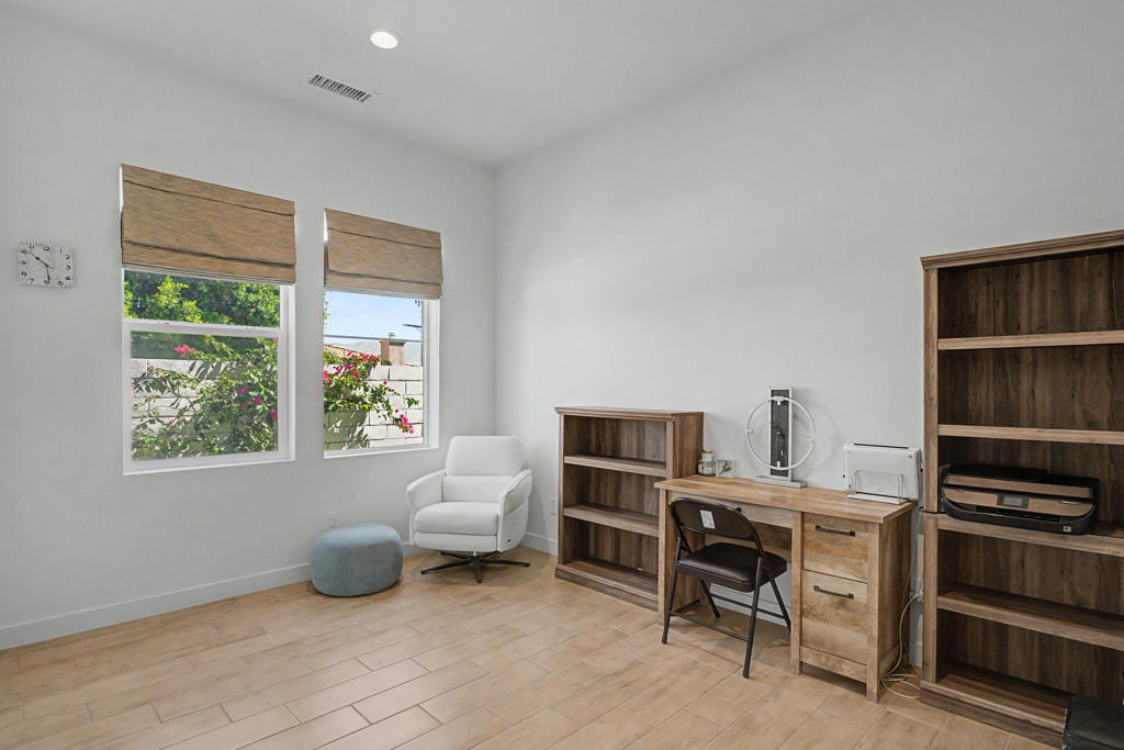 49794 Solstice Place Property Photo 14