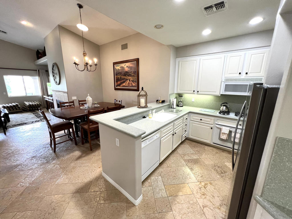 80346 Indian Springs Drive Property Photo 3