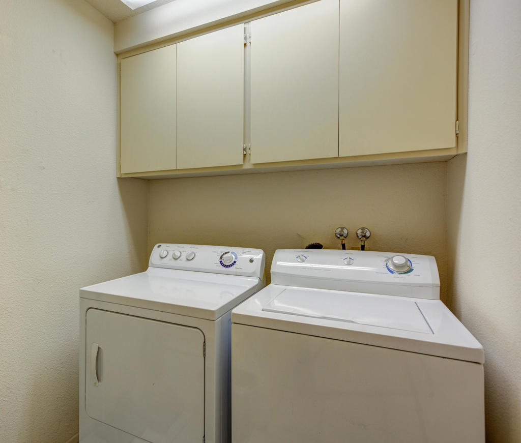 709 Vista Lago Circle N Property Photo 20