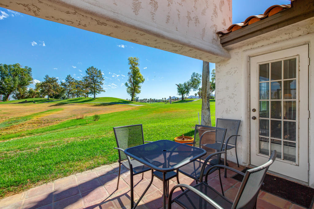709 Vista Lago Circle N Property Photo 21
